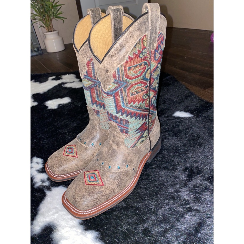 Laredo Aztec Boots